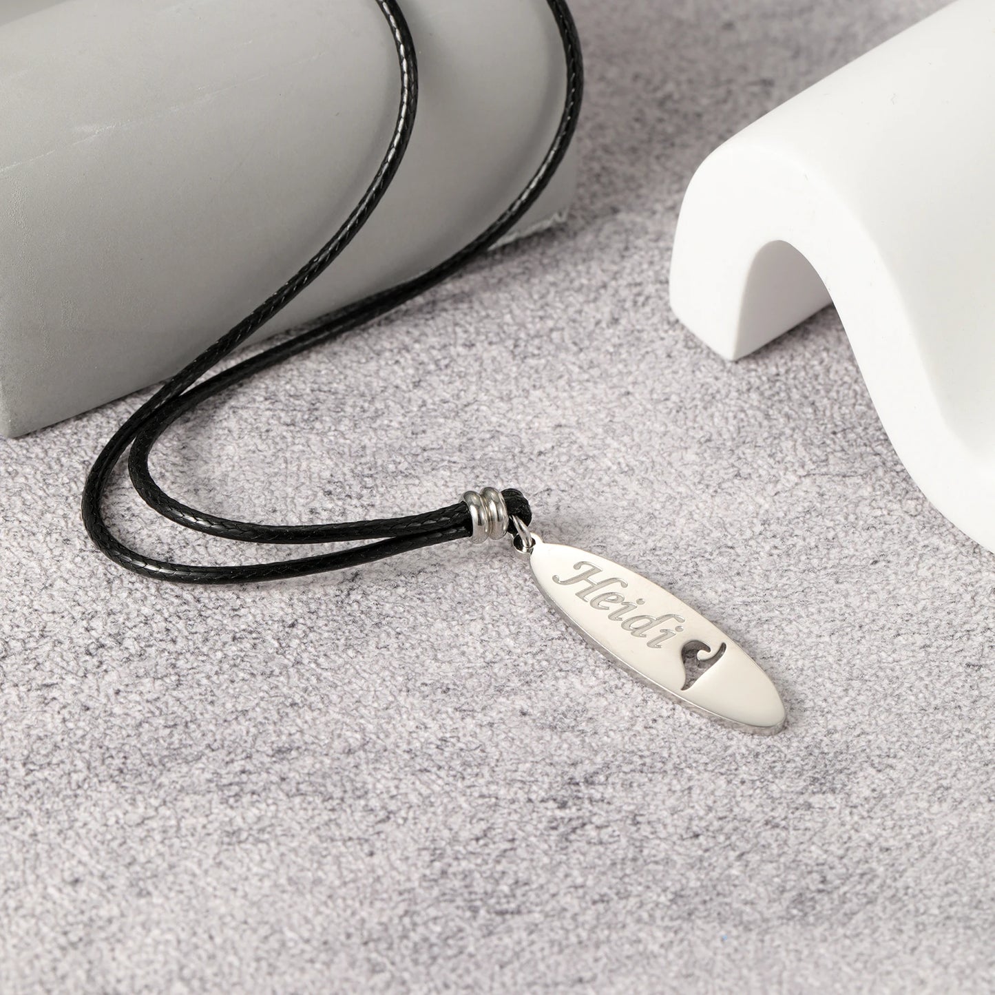 Personalized Surfboard Necklace – Custom Stainless Steel Jewelry Gift for Surfers