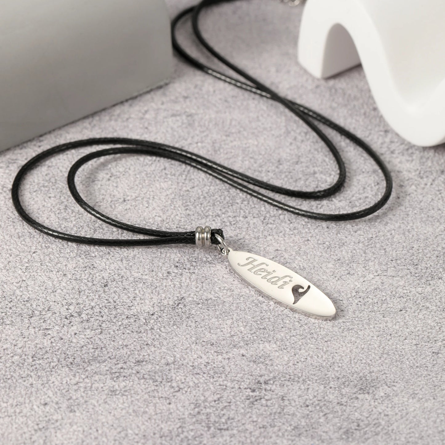 Personalized Surfboard Necklace – Custom Stainless Steel Jewelry Gift for Surfers