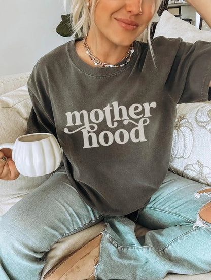 Retro Mama Shirt Mothers Day Gift Trendy Graphic Tee for Mom