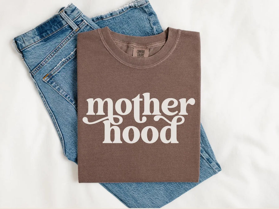 Retro Mama Shirt Mothers Day Gift Trendy Graphic Tee for Mom